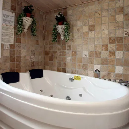 Holiday home Four-bedroom Holiday In 5 Dannemare